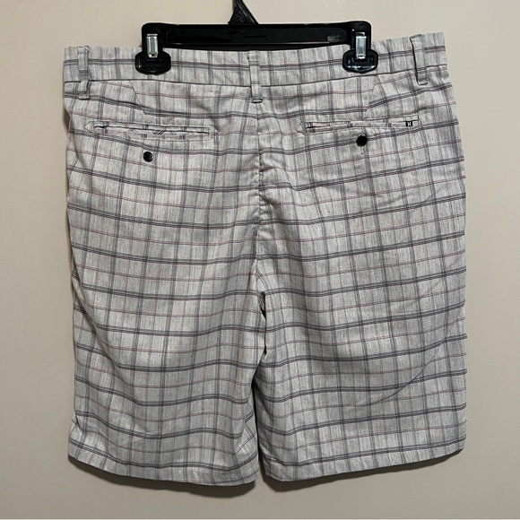 Hurley Men’s Shorts, size 36 - Picture 7 of 9